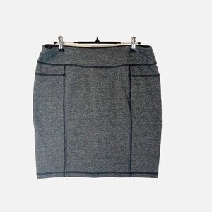 Athleta Activewear Skirt Gray Marled Space-dye Knit Stretch Lightweight Size M